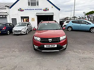 Used 2016 Dacia Sandero Stepway Ambiance Red - Interior and Exterior details 2