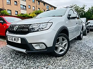 Used 2016 Dacia Sandero Stepway Ambiance Silver - Interior and Exterior details 12