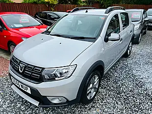 Used 2016 Dacia Sandero Stepway Ambiance Silver - Interior and Exterior details 13