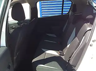 Used 2016 Dacia Sandero Stepway Ambiance White - Interior and Exterior details 11