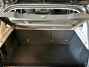 Used 2016 Dacia Sandero Stepway Laureate Black - Interior and Exterior details 13