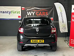 Used 2016 Dacia Sandero Stepway Laureate Black - Interior and Exterior details 7