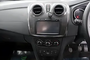 Used 2016 Dacia Sandero Stepway Laureate Black - Interior and Exterior details 14