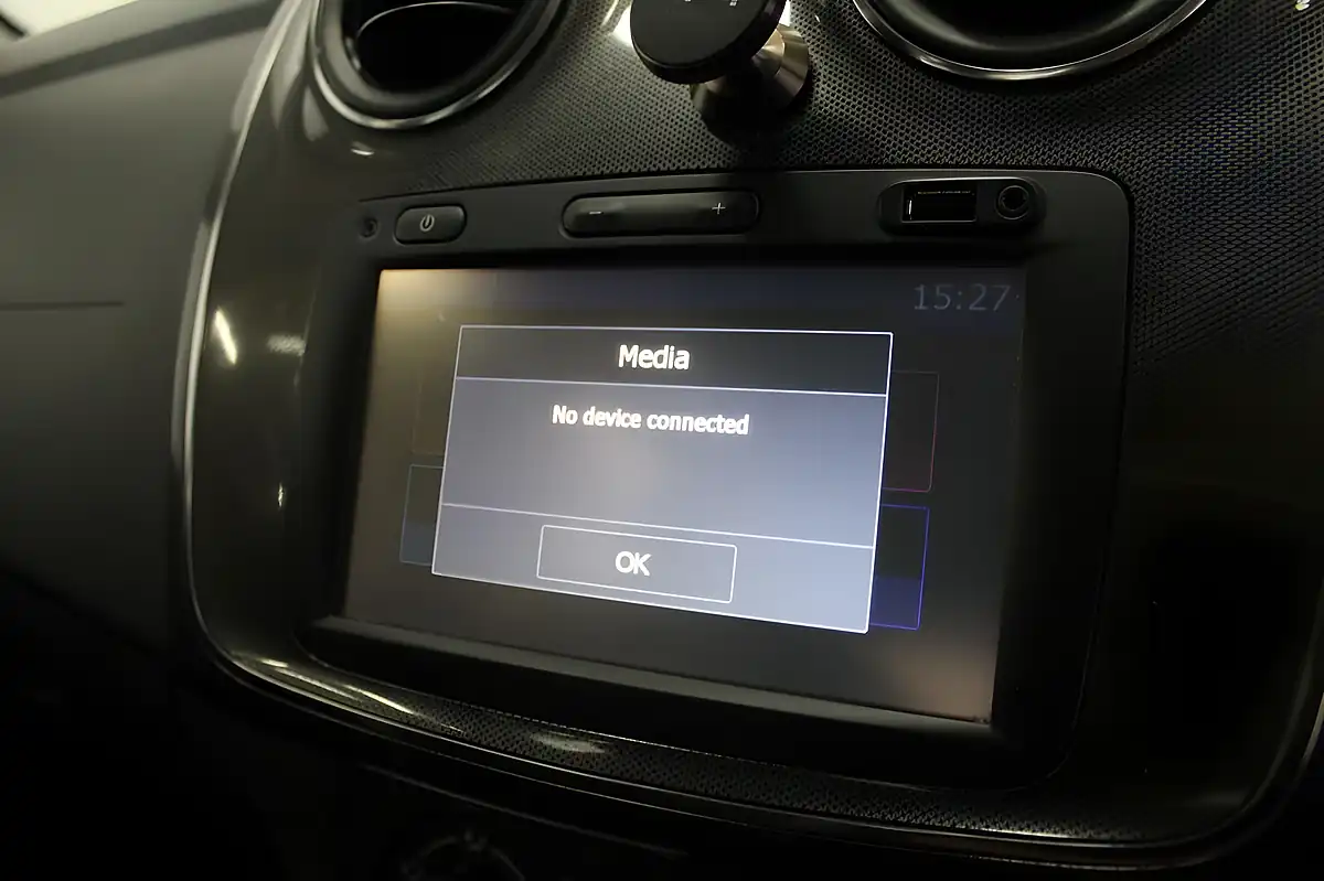 Used 2016 Dacia Sandero Stepway Laureate Black - Interior and Exterior details 15