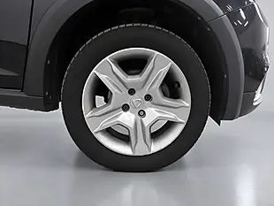 Used 2016 Dacia Sandero Stepway Laureate Black - Interior and Exterior details 20