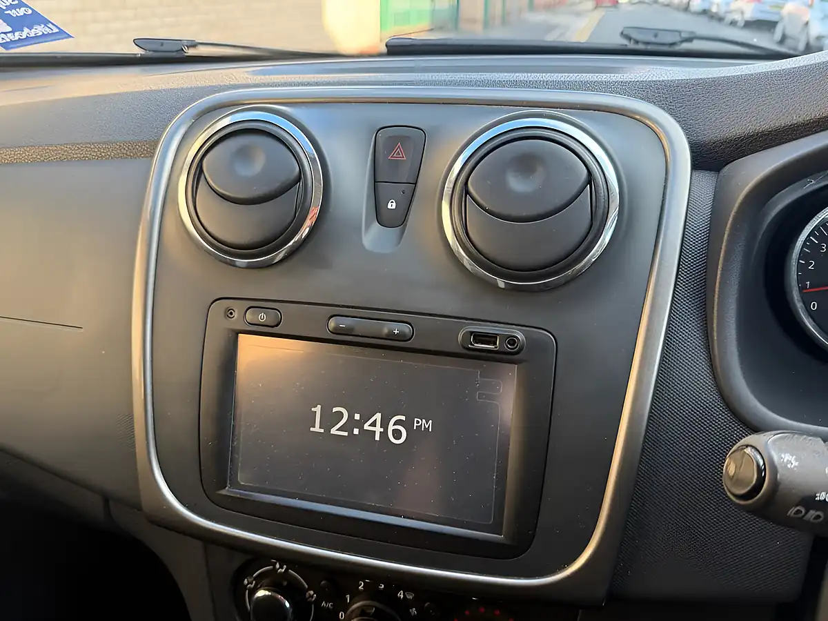 Used 2016 Dacia Sandero Stepway Laureate Black - Interior and Exterior details 15