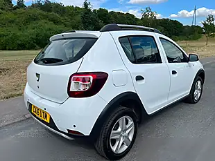Used 2016 Dacia Sandero Stepway Laureate White - Interior and Exterior details 2
