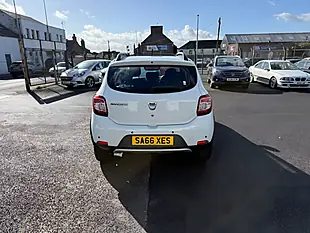 Used 2016 Dacia Sandero Stepway Laureate White - Interior and Exterior details 6