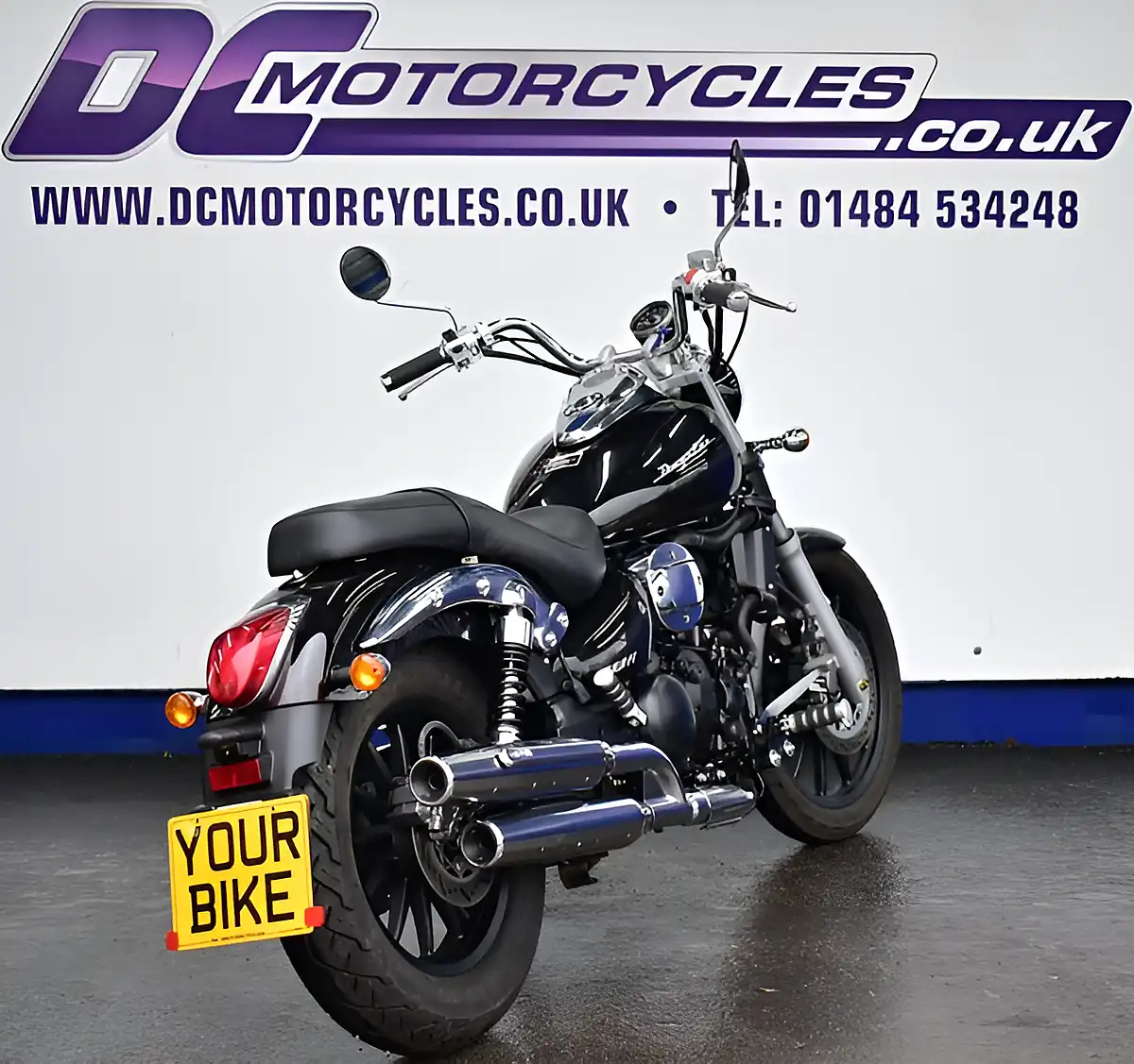 Used 2016 Daelim Daystar Black - Interior and Exterior details 8
