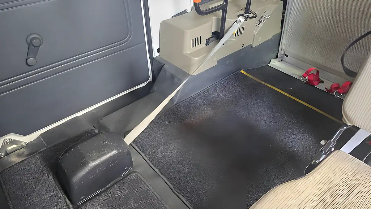 Used 2016 Daihatsu Hijet MPV Mobility Ramp White - Interior and Exterior details 11