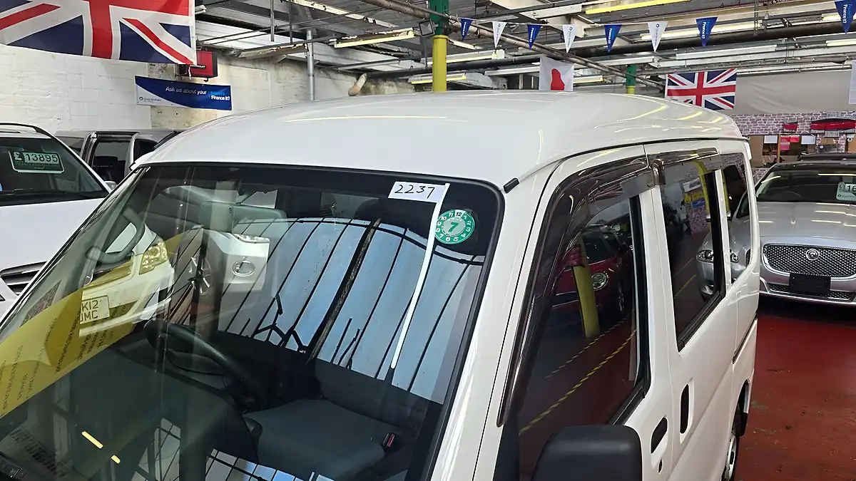 Used 2016 Daihatsu Hijet MPV Mobility Ramp White - Interior and Exterior details 15
