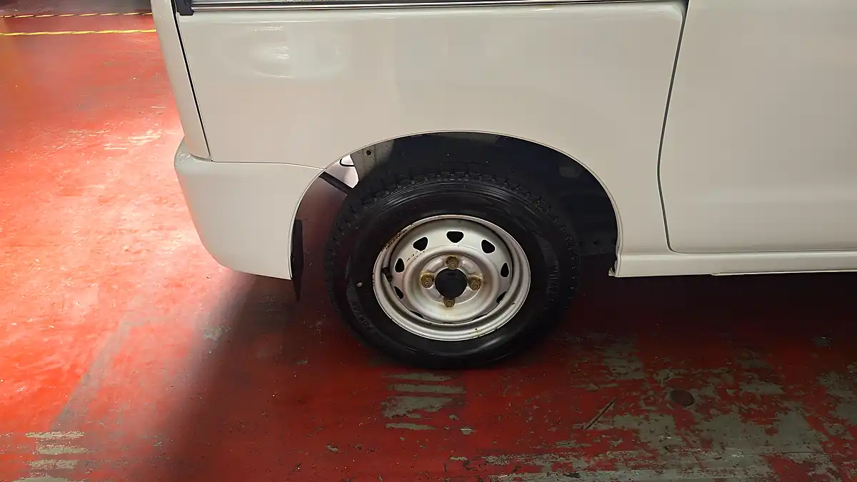 Used 2016 Daihatsu Hijet MPV Mobility Ramp White - Interior and Exterior details 19