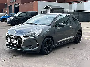 Used 2016 DS 3 Prestige Grey - Interior and Exterior details 9