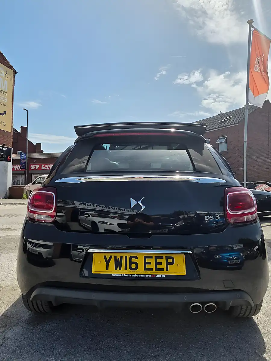 Used 2016 DS Automobiles DS 3 Cabrio Prestige Black - Interior and Exterior details 7