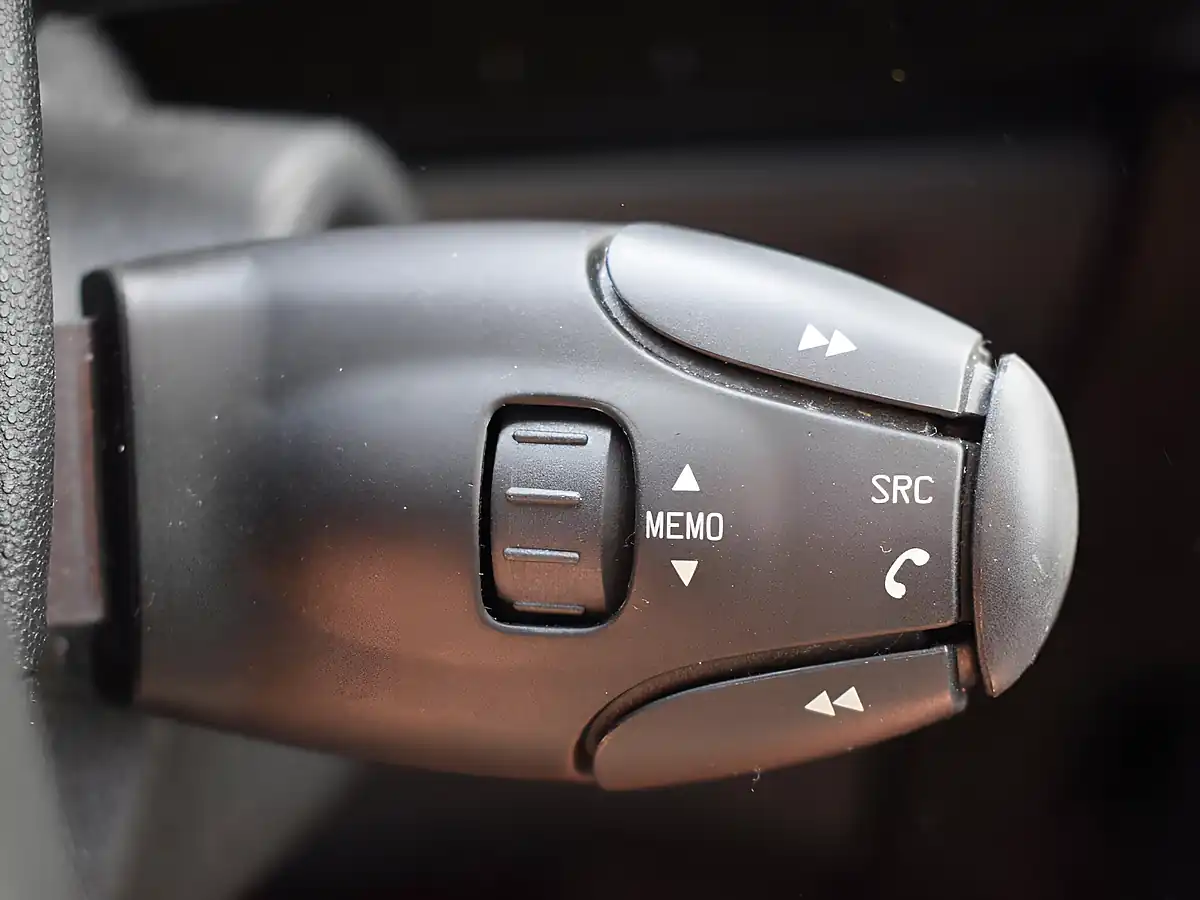 Used 2016 DS Automobiles DS 3 Dstyle Nav Grey - Interior and Exterior details 12