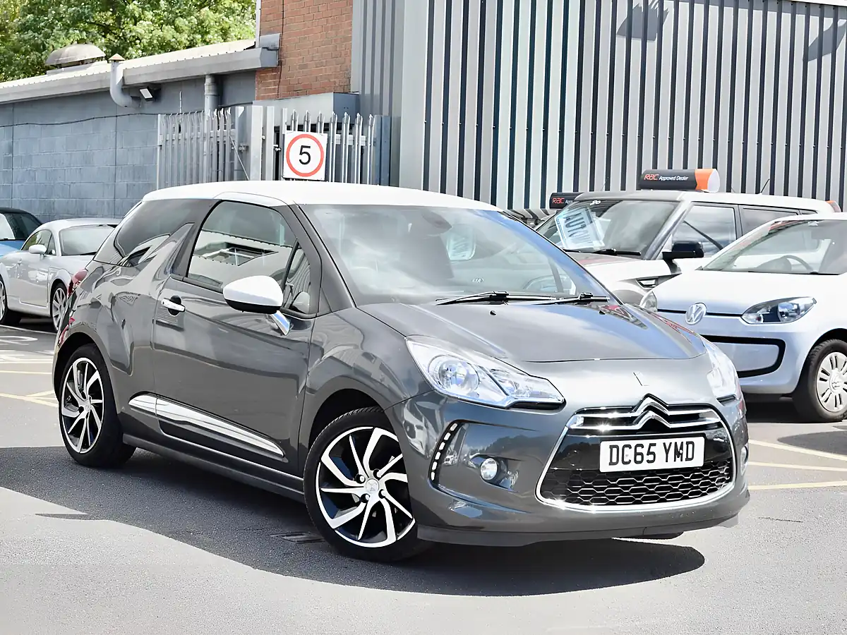 Used 2016 DS Automobiles DS 3 Dstyle Nav Grey - Interior and Exterior details 14
