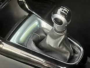 Used 2016 DS Automobiles DS 3 Dstyle Nav Silver - Interior and Exterior details 18
