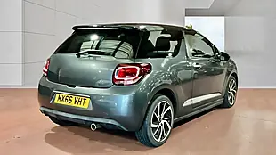 Used 2016 DS Automobiles DS 3 Prestige Grey - Interior and Exterior details 6