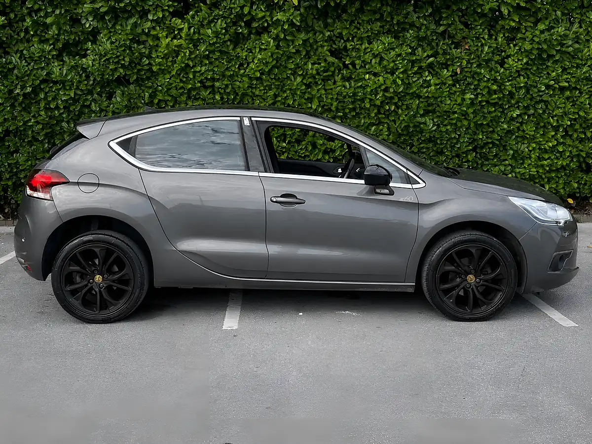 Used 2016 DS Automobiles DS 4 1955 - Interior and Exterior details 9