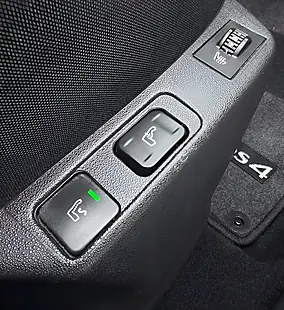 Used 2016 DS Automobiles DS 4 Prestige Ink Blue Met - Eku - Interior and Exterior details 17