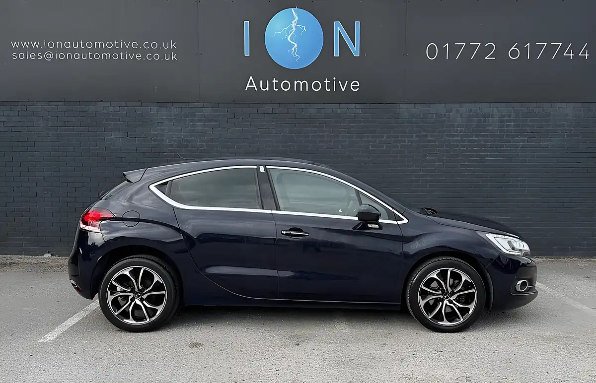 Used 2016 DS Automobiles DS 4 Prestige Ink Blue Met - Eku - Interior and Exterior details 3