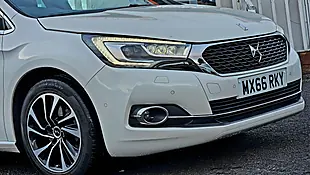 Used 2016 DS Automobiles DS 4 Prestige White - Interior and Exterior details 3