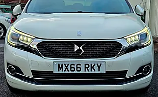 Used 2016 DS Automobiles DS 4 Prestige White - Interior and Exterior details 8