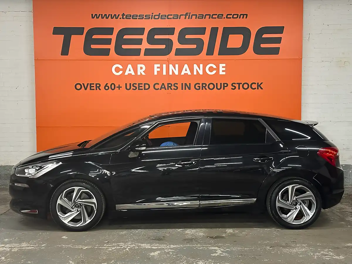 Used 2016 DS Automobiles DS 5 Elegance Black - Interior and Exterior details 11