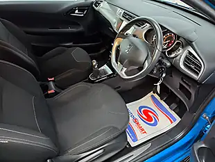 Used 2016 DS DS 3 Chic Blue - Interior and Exterior details 14