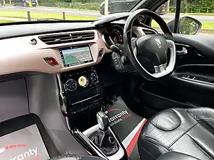 Used 2016 DS DS 3 Givenchy Le Makeup White - Interior and Exterior details 18