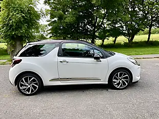 Used 2016 DS DS 3 Givenchy Le Makeup White - Interior and Exterior details 6