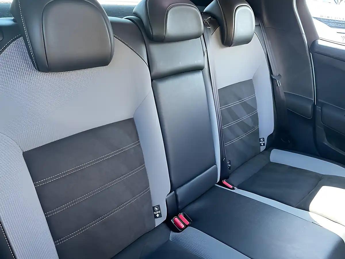 Used 2016 DS DS 4 Crossback White - Interior and Exterior details 15