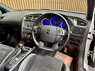 Used 2016 DS DS 4 Crossback White - Interior and Exterior details 11