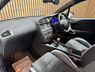 Used 2016 DS DS 4 Crossback White - Interior and Exterior details 15