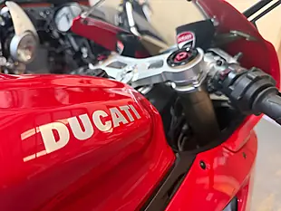 Used 2016 Ducati 1299 Panigale Red - Interior and Exterior details 10