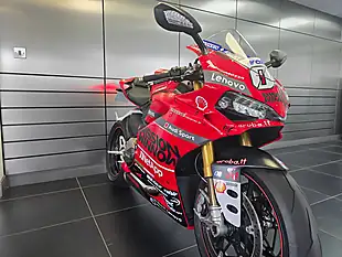 Used 2016 Ducati 1299 Panigale S Red - Interior and Exterior details 11