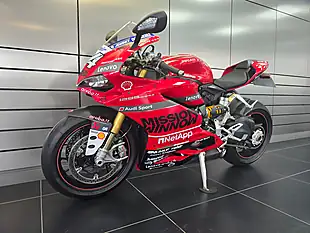 Used 2016 Ducati 1299 Panigale S Red - Interior and Exterior details 16