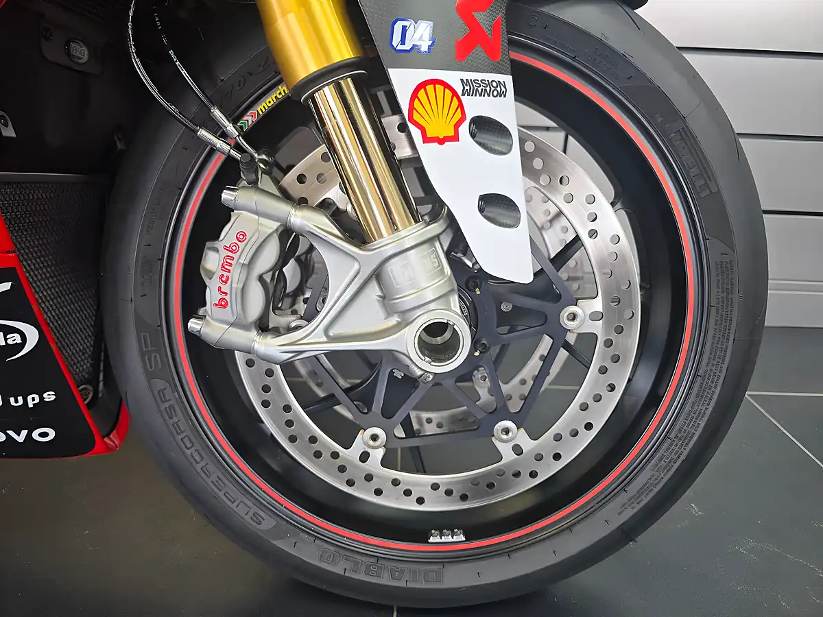 Used 2016 Ducati 1299 Panigale S Red - Interior and Exterior details 5
