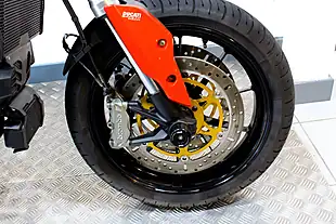 Used 2016 Ducati Hypermotard 939 Red - Interior and Exterior details 4