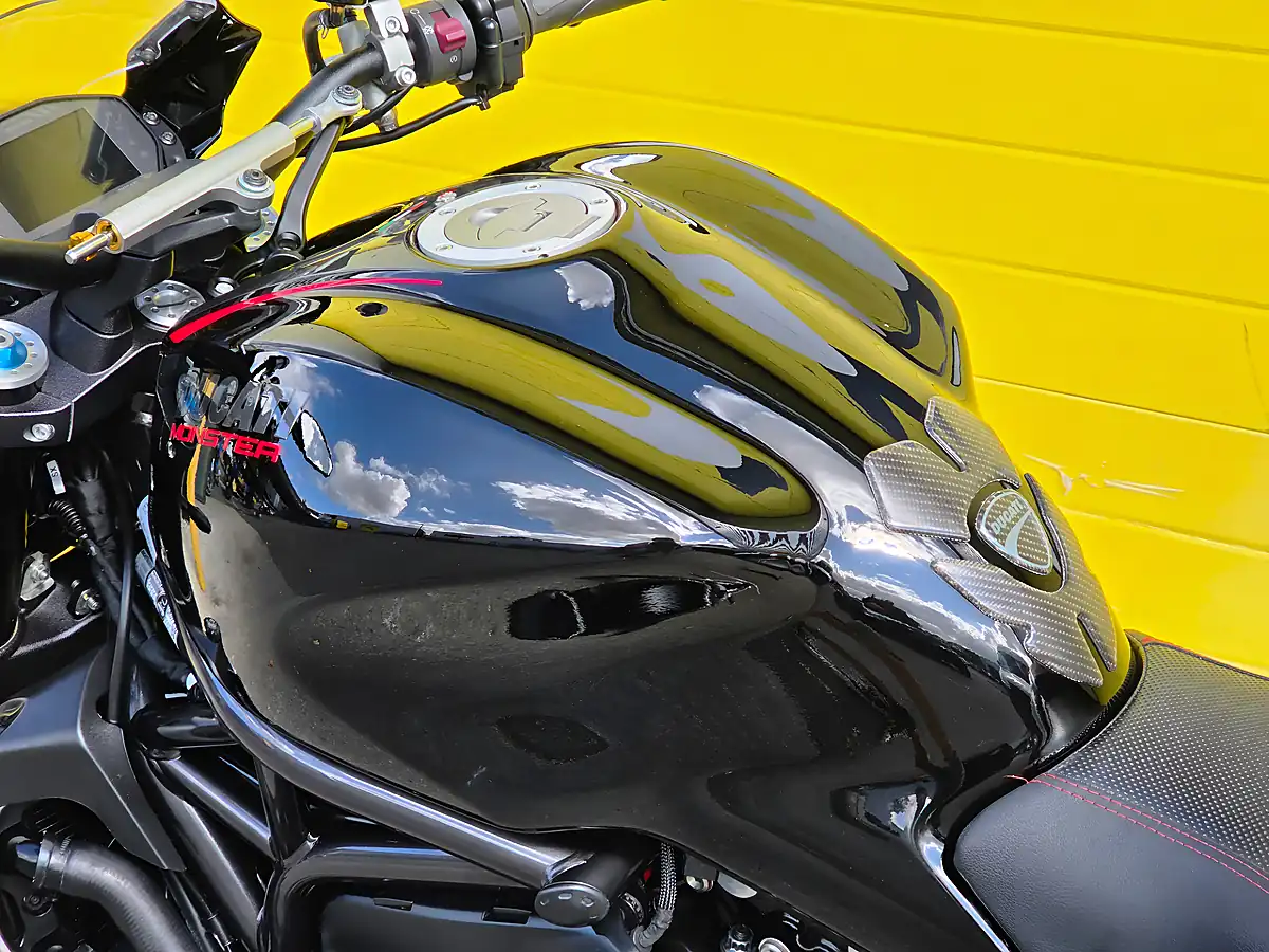 Used 2016 Ducati Monster 1200 R Black - Interior and Exterior details 16
