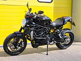 Used 2016 Ducati Monster 1200 R Black - Interior and Exterior details 7