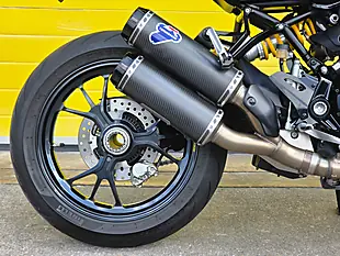 Used 2016 Ducati Monster 1200 R Black - Interior and Exterior details 9
