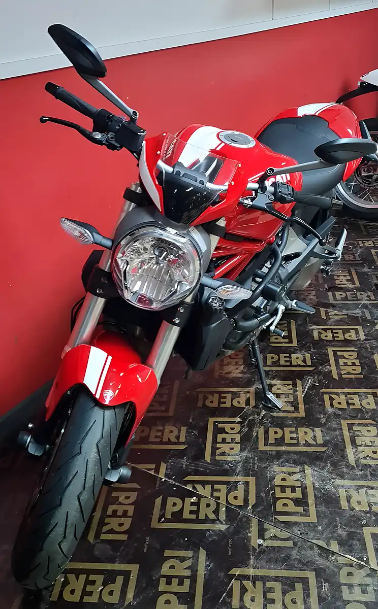 Used 2016 Ducati Monster 821 Red - Interior and Exterior details 12
