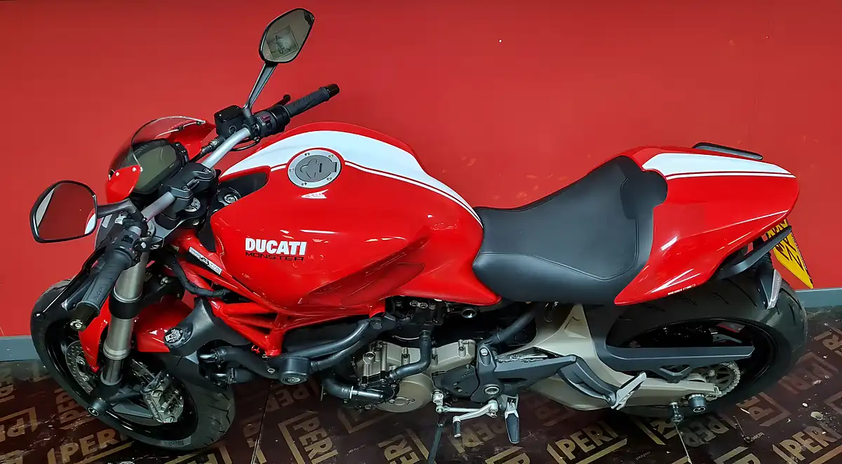 Used 2016 Ducati Monster 821 Red - Interior and Exterior details 17