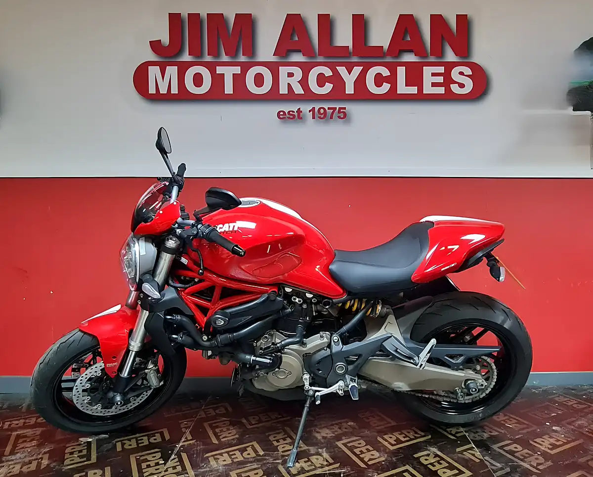Used 2016 Ducati Monster 821 Red - Interior and Exterior details 2