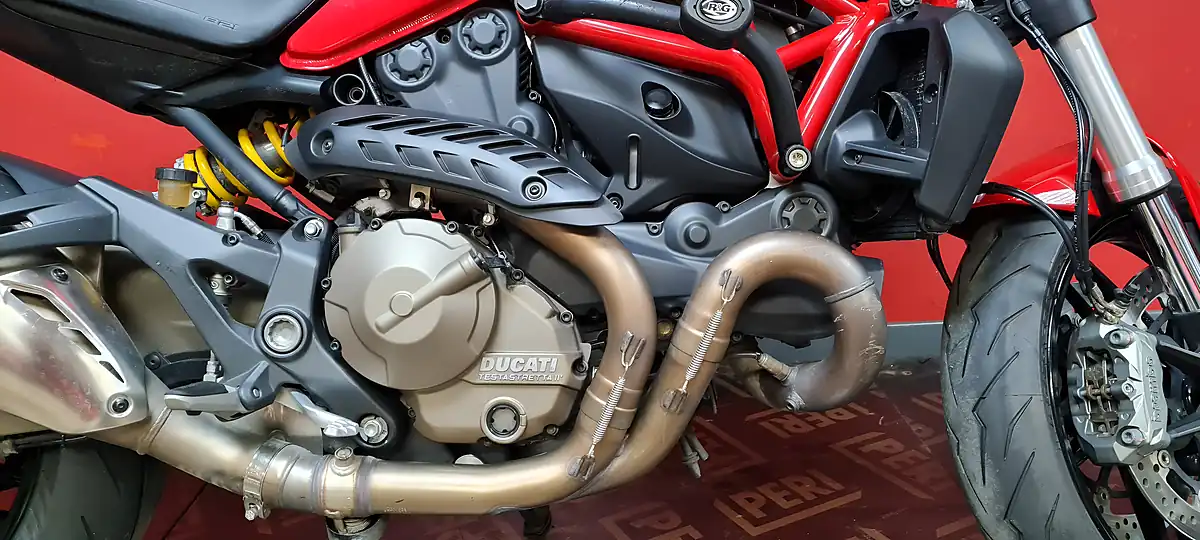 Used 2016 Ducati Monster 821 Red - Interior and Exterior details 3