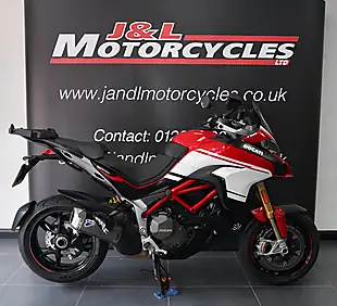 Used 2016 Ducati Multistrada 1200 Pikes Peak Touring Red - Interior and Exterior details 3