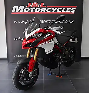 Used 2016 Ducati Multistrada 1200 Pikes Peak Touring Red - Interior and Exterior details 6