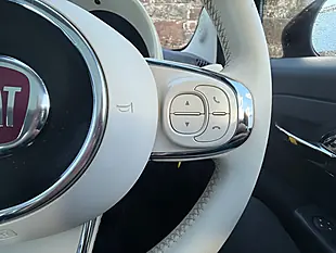 Used 2016 Fiat 500 Lounge Avantgarde Bordeaux - Interior and Exterior details 16