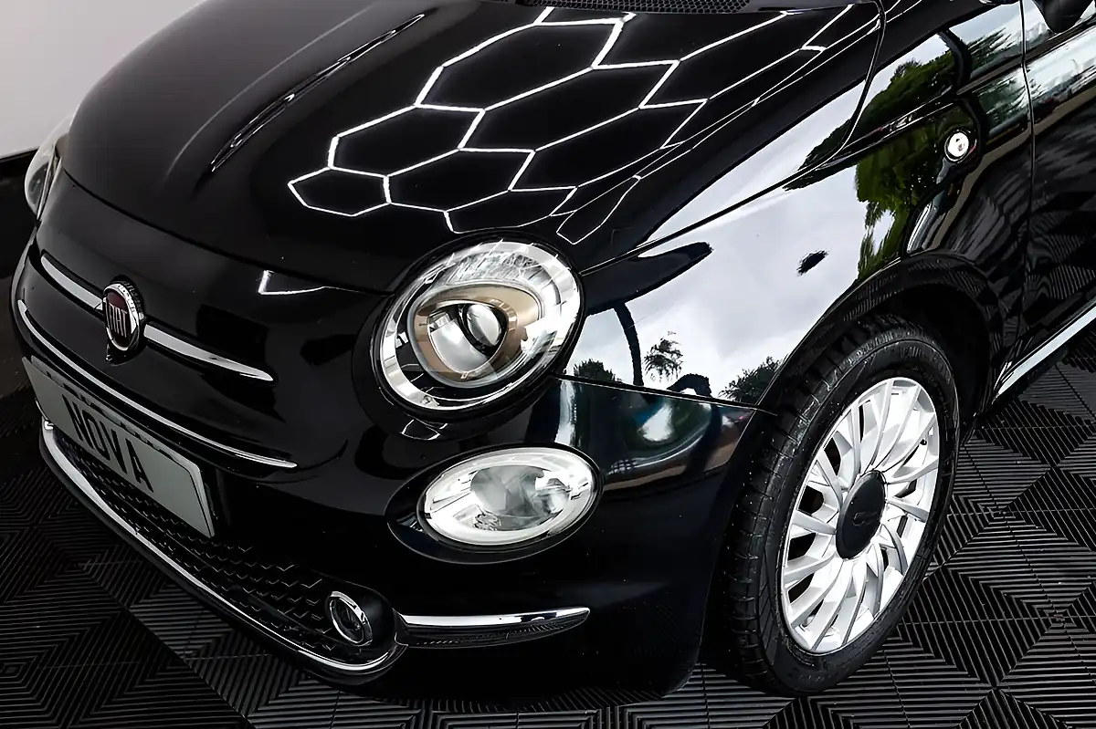 Used 2016 Fiat 500 Lounge Black - Interior and Exterior details 17